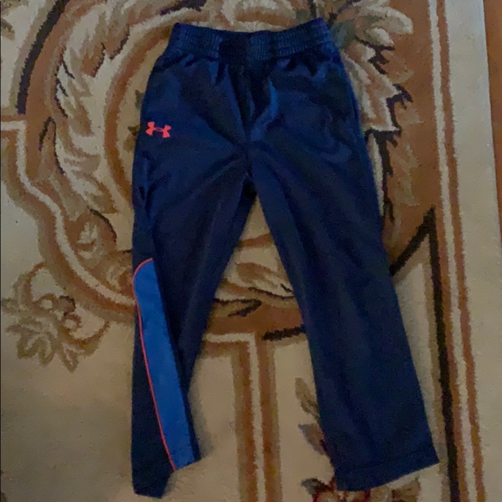 Boys under armour sweatpants